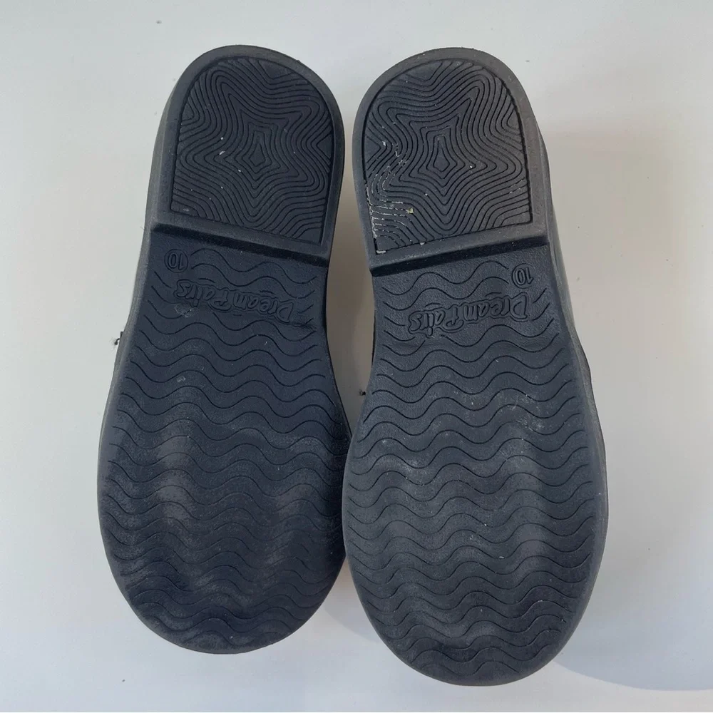 Dream Pairs Little Girls Shiny Black Patent Slip on Loafter Size 10, Like new!